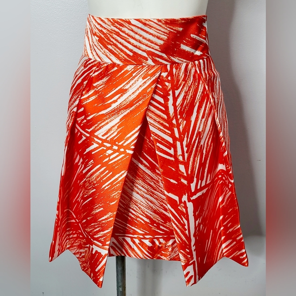 NWT,‎ MILLY Skirt